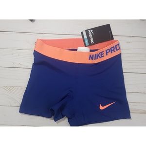 Nike pro women trainning shorts